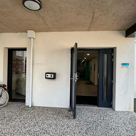 Pmr Avec Balcon, 2 Chambres, Acces Direct Plage, Piscine, Parking Securise - - Fr-1-194-220 Apartamento *