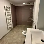 Pmr Avec Balcon, 2 Chambres, Acces Direct Plage, Piscine, Parking Securise - - Fr-1-194-220 라트슈수르메르