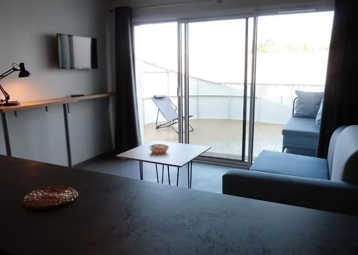 Pmr Avec Balcon, 2 Chambres, Acces Direct Plage, Piscine, Parking Securise - - Fr-1-194-220 Apartment La Tranche-sur-Mer